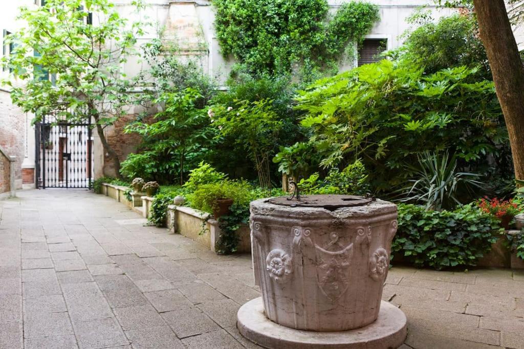 ונציה Palazzo Alvera Grand Canal מראה חיצוני תמונה