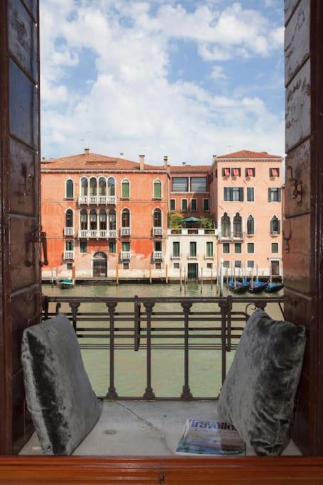 ונציה Palazzo Alvera Grand Canal מראה חיצוני תמונה